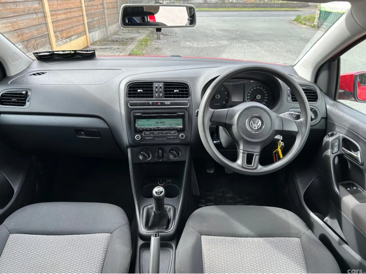 Volkswagen Polo Hatchback, Petrol, 2011, Red