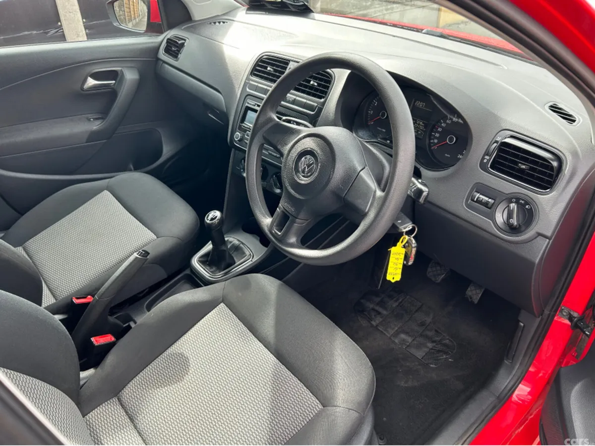 Volkswagen Polo Hatchback, Petrol, 2011, Red