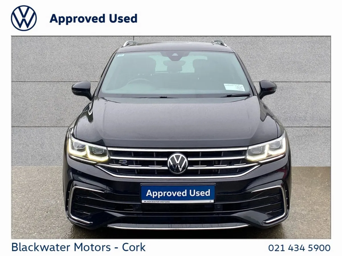 Volkswagen Tiguan Hatchback, Diesel, 2023, Black