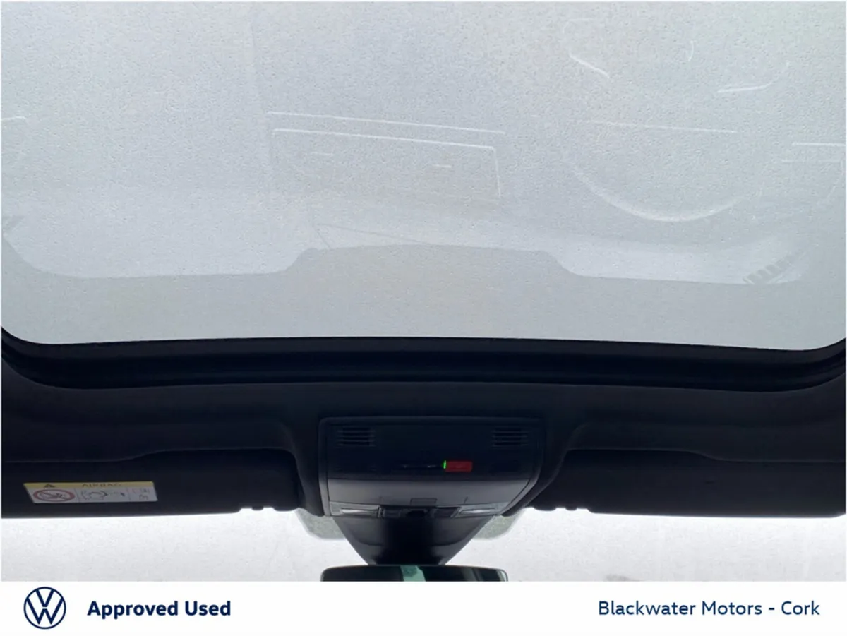 Volkswagen Tiguan Hatchback, Diesel, 2023, Black