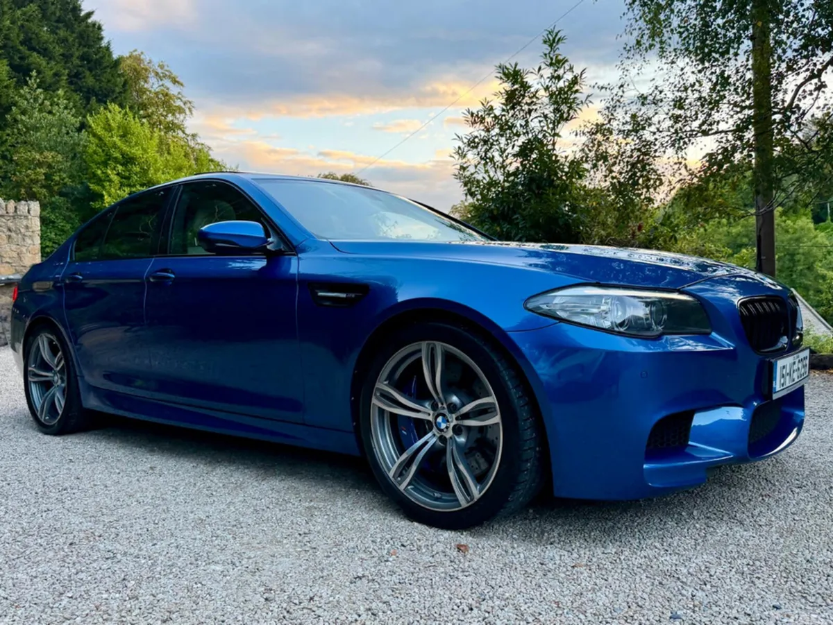 BMW M5 Saloon, Petrol, 2015, Blue