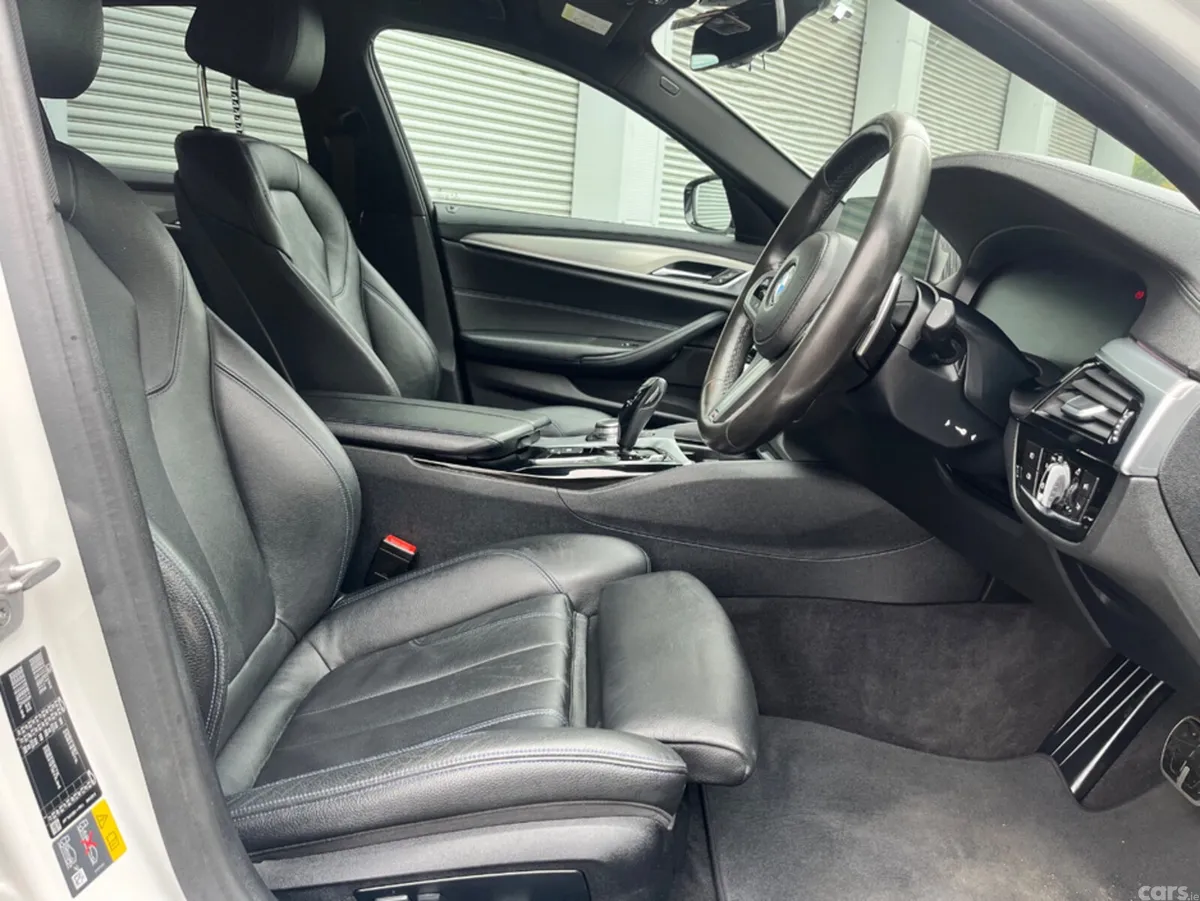 BMW 5-Series Saloon, Petrol Plug-in Hybrid, 2020, White