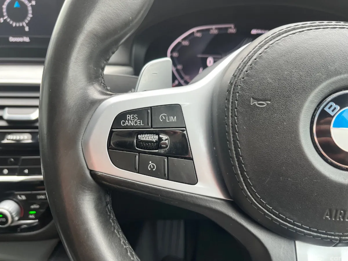 BMW 5-Series Saloon, Petrol Plug-in Hybrid, 2020, White
