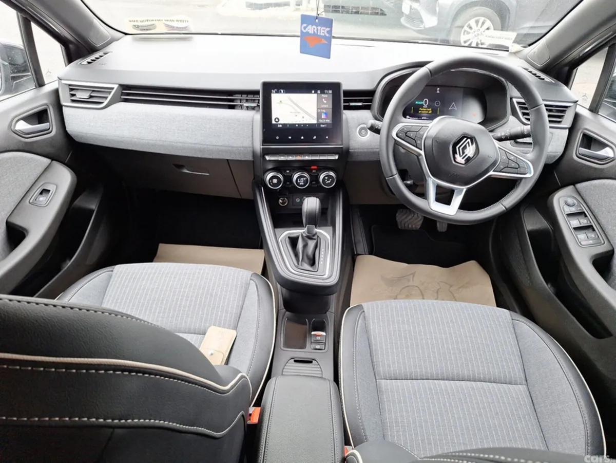 Renault Clio Hatchback, Petrol, 2024, Grey