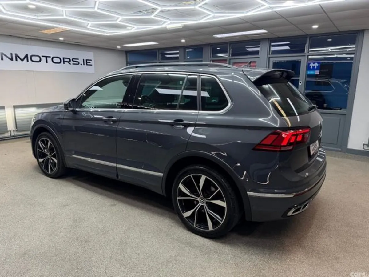 Volkswagen Tiguan SUV, Petrol Plug-in Hybrid, 2023, Grey