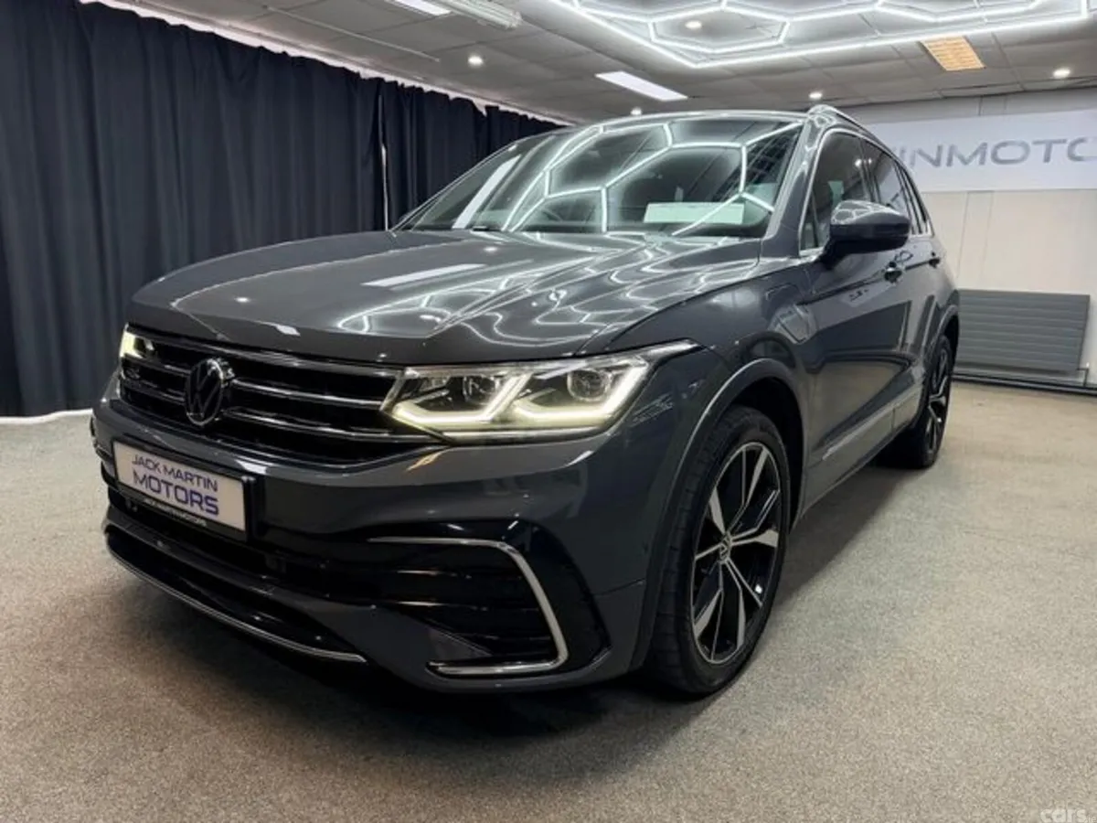 Volkswagen Tiguan SUV, Petrol Plug-in Hybrid, 2023, Grey
