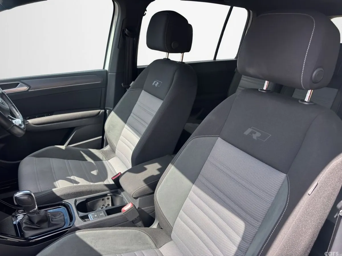 Volkswagen Touran Estate, Petrol, 2017, White