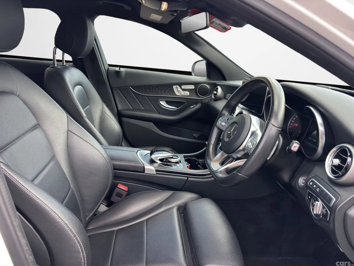 Mercedes-Benz C-Class Saloon, Diesel, 2019, White