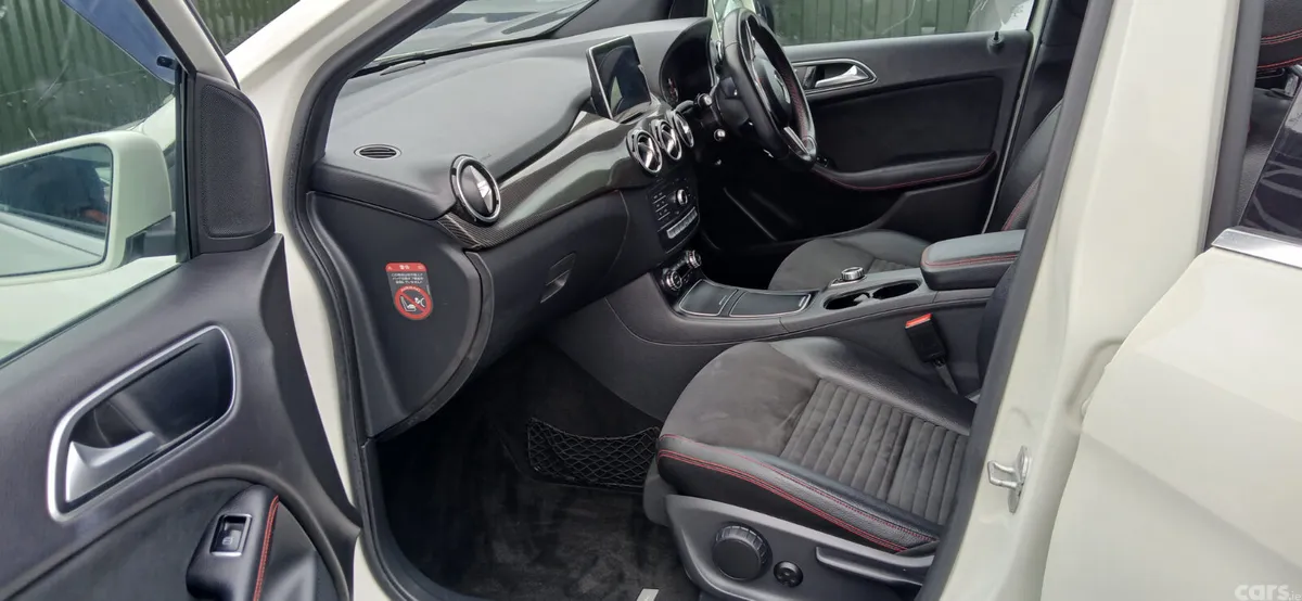 Mercedes-Benz B-Class SUV, Petrol, 2016, White