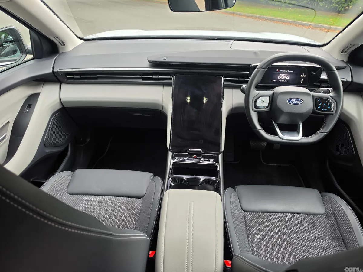 Ford Explorer SUV, Electric, 2024, White
