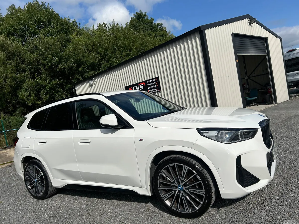 BMW X1 SUV, Petrol Hybrid, 2023, White