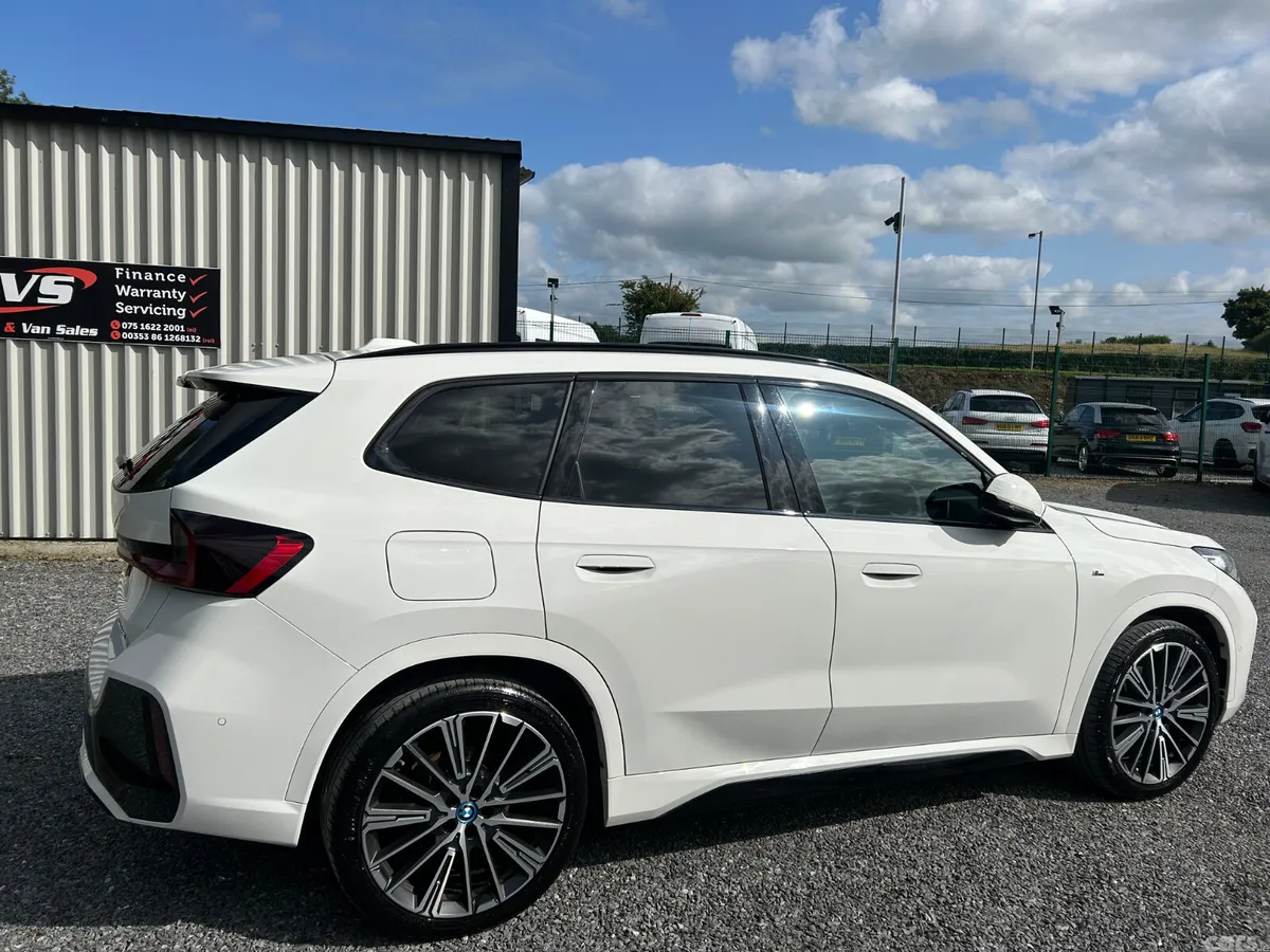 BMW X1 SUV, Petrol Hybrid, 2023, White