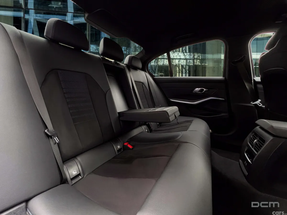 BMW 3-Series Saloon, Petrol Plug-in Hybrid, 2021, Black