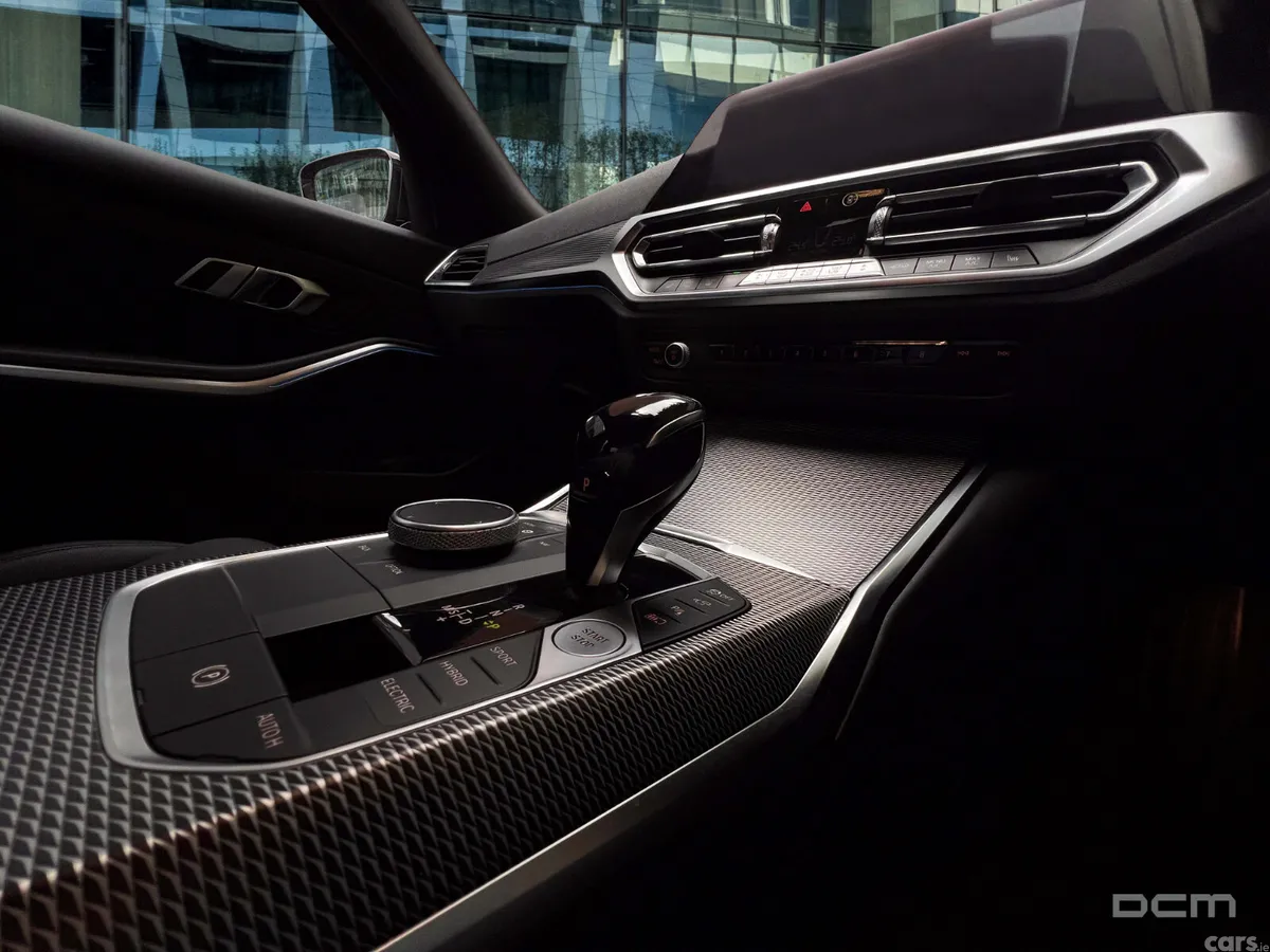 BMW 3-Series Saloon, Petrol Plug-in Hybrid, 2021, Black