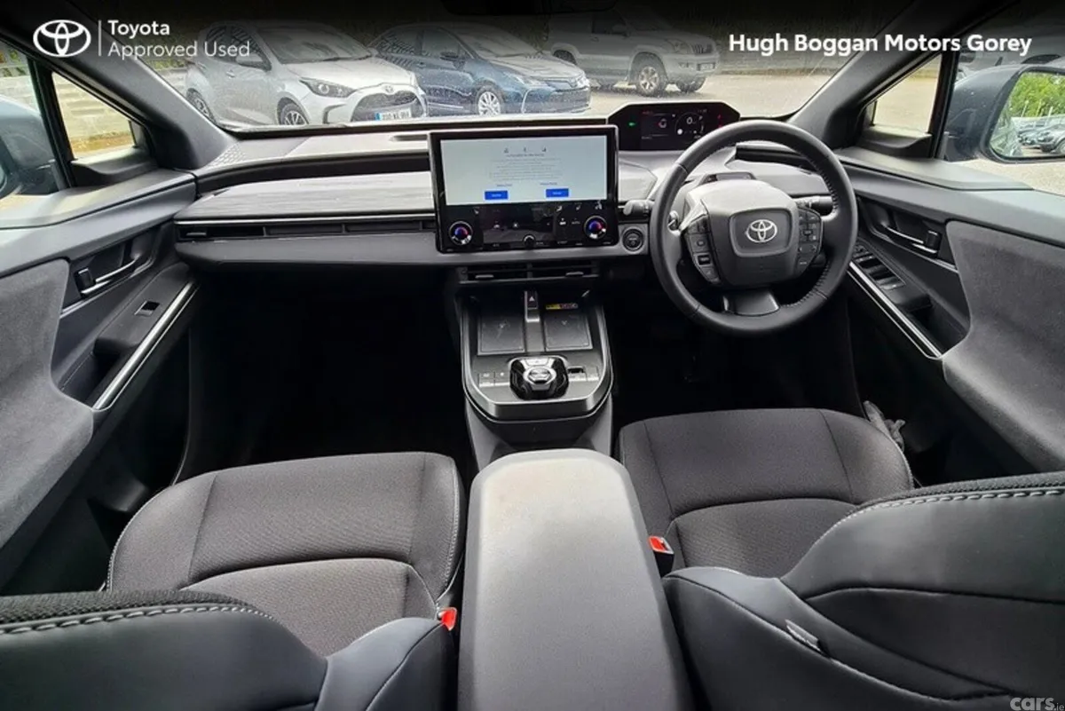 Toyota C-HR Estate, Electric, 2026, Green