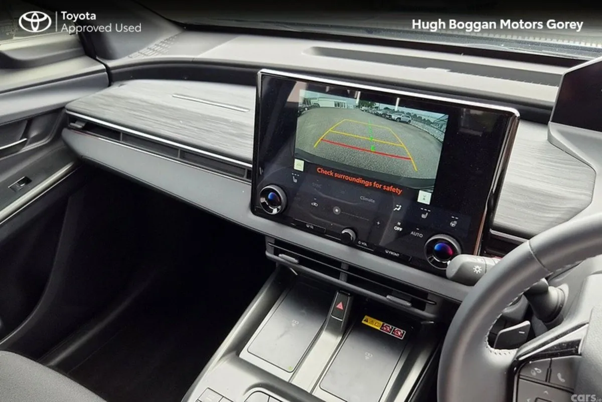 Toyota C-HR Estate, Electric, 2026, Green