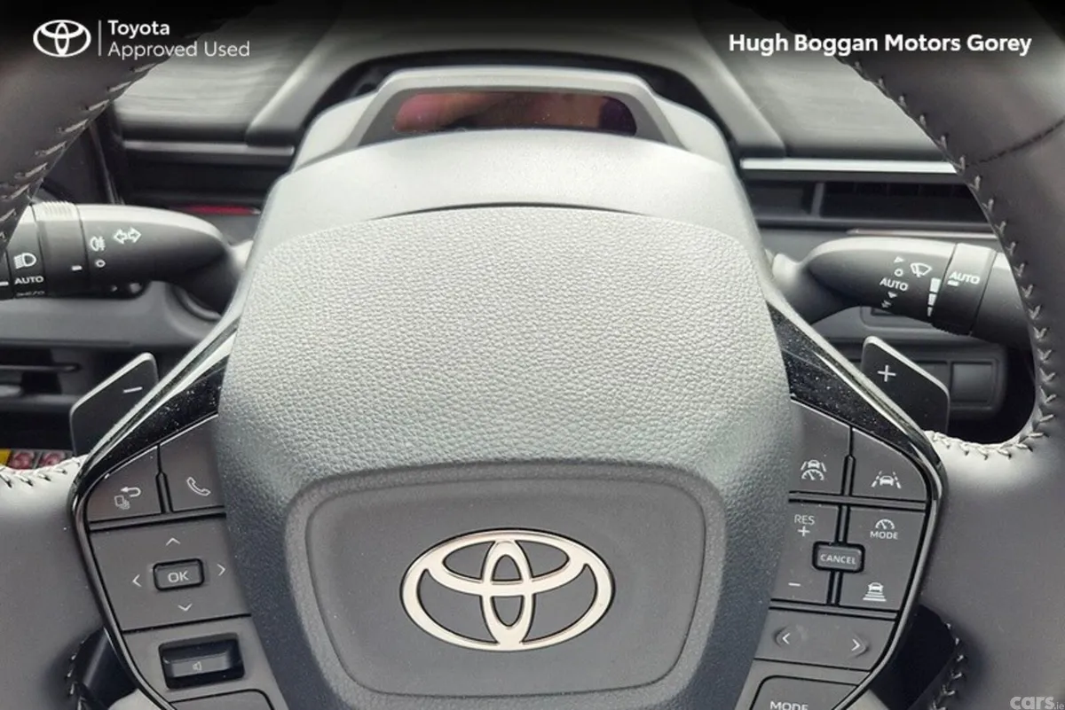 Toyota C-HR Estate, Electric, 2026, Green