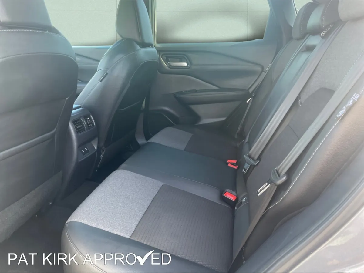 Nissan Qashqai Hatchback, Petrol, 2024, Grey