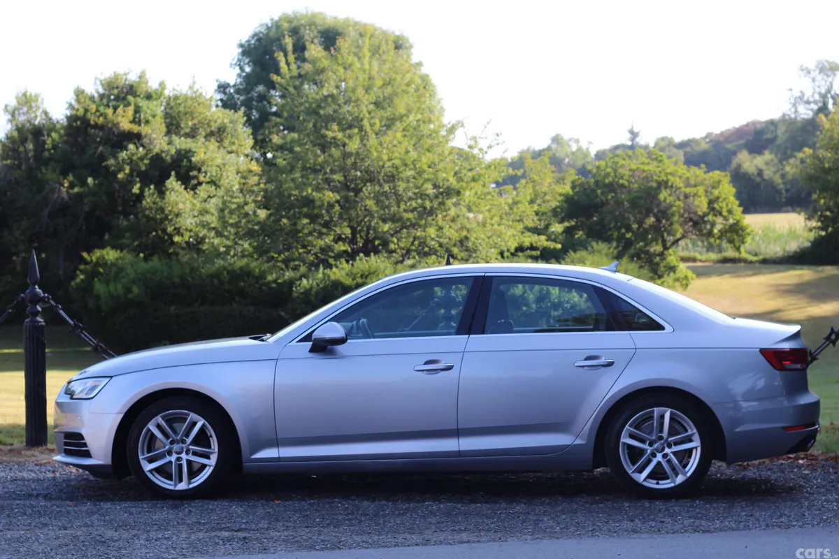 Audi A4 Saloon, Diesel, 2016, Silver