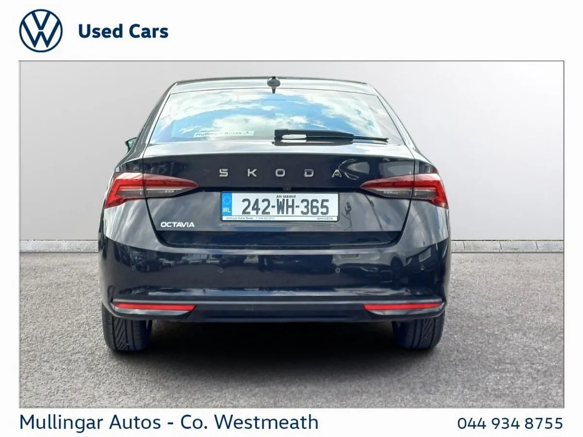 Skoda Octavia Saloon, Diesel, 2024, Black