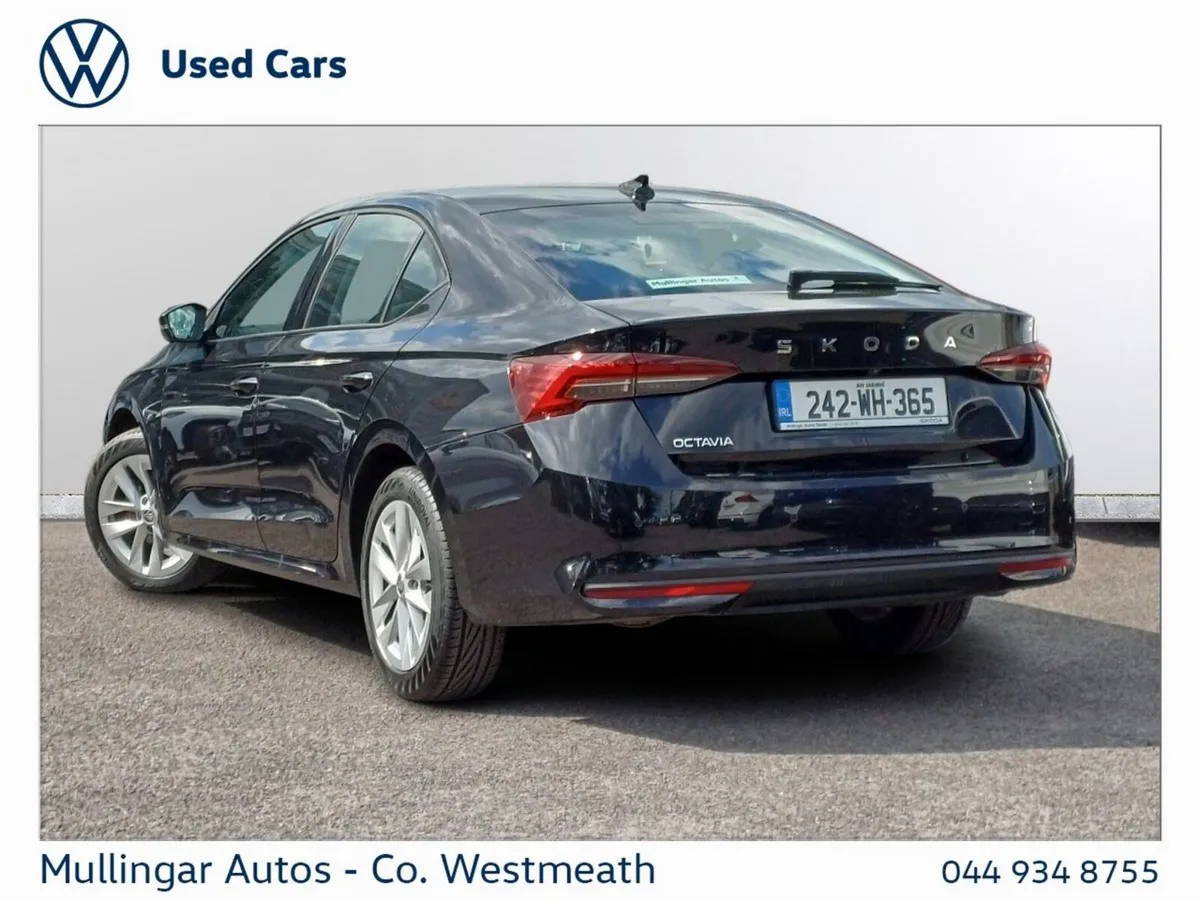 Skoda Octavia Saloon, Diesel, 2024, Black