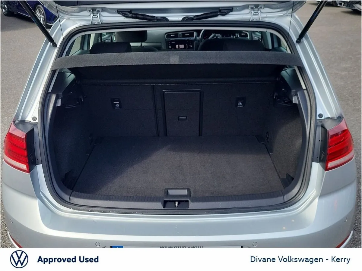 Volkswagen Golf Hatchback, Diesel, 2019, Silver