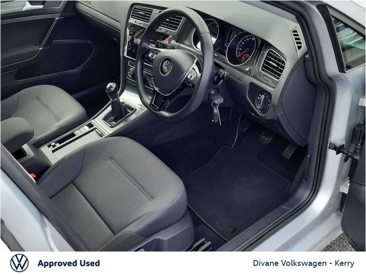 Volkswagen Golf Hatchback, Diesel, 2019, Silver