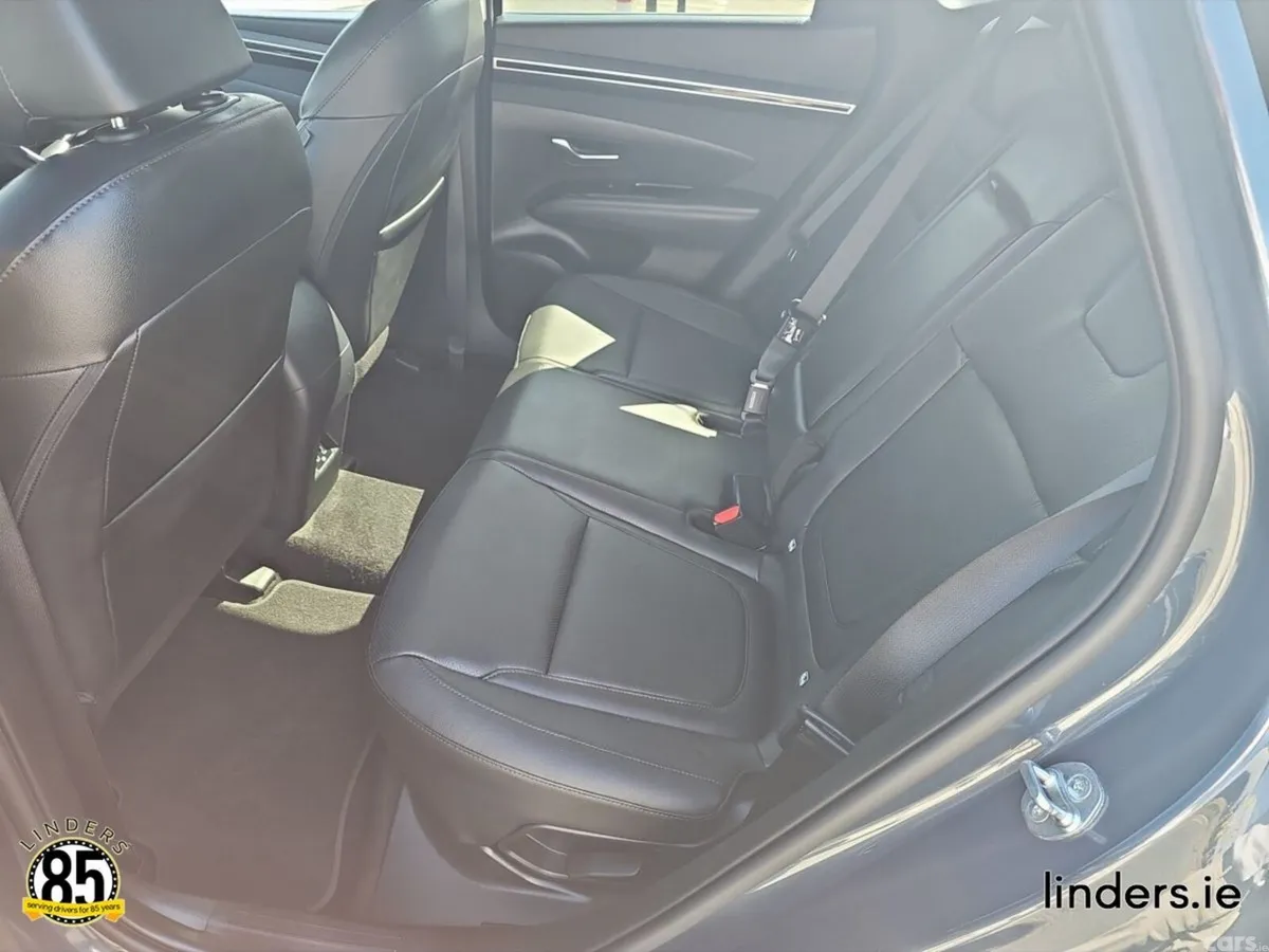 Hyundai Tucson SUV, Petrol Plug-in Hybrid, 2024, Blue