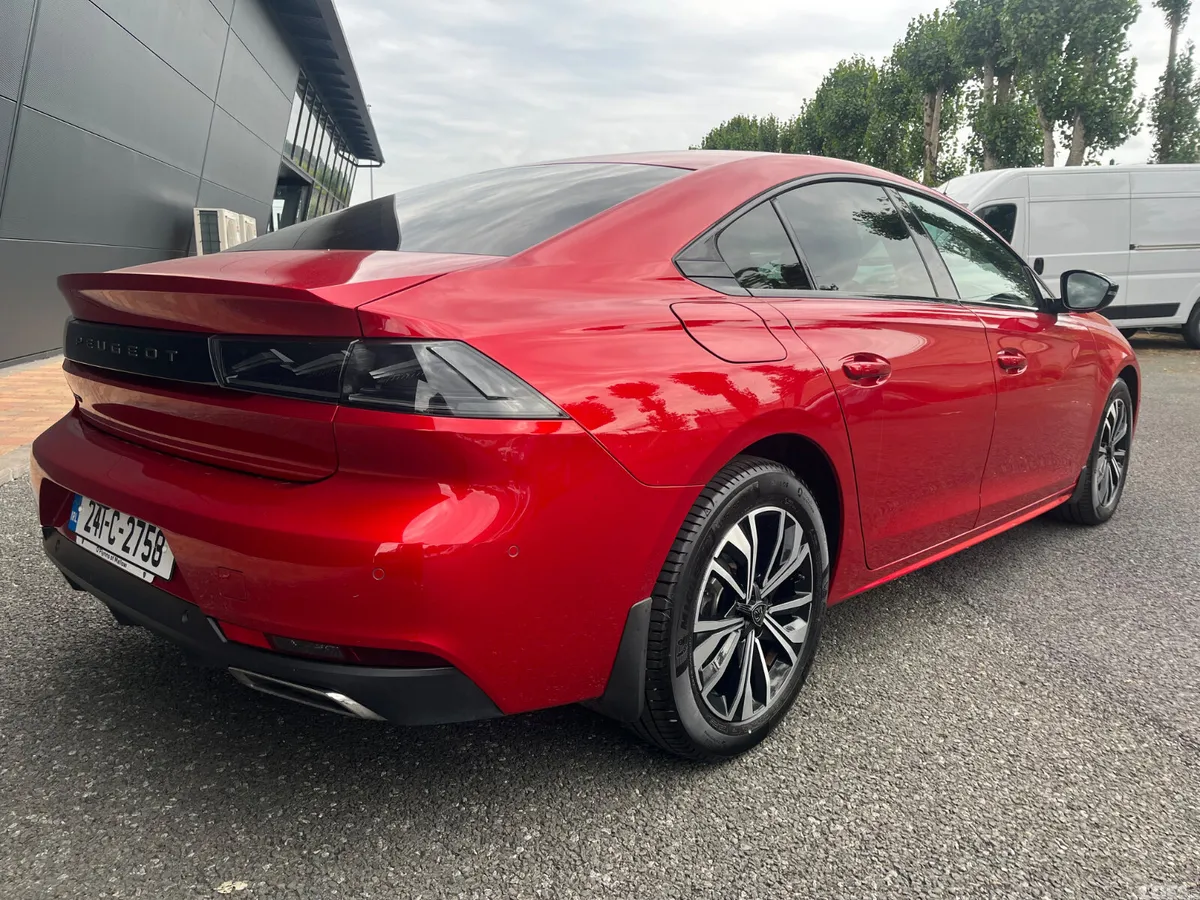 Peugeot 508 Hatchback, Diesel, 2024, Red