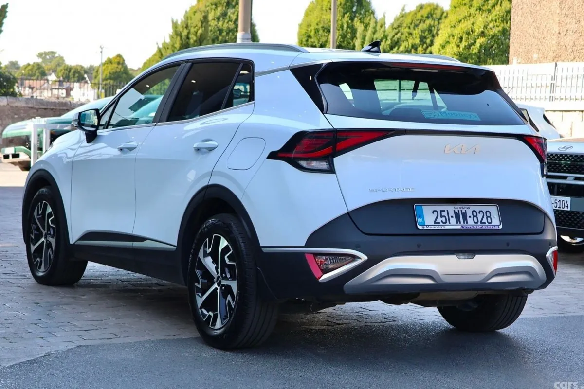 Kia Sportage SUV, Diesel, 2025, White