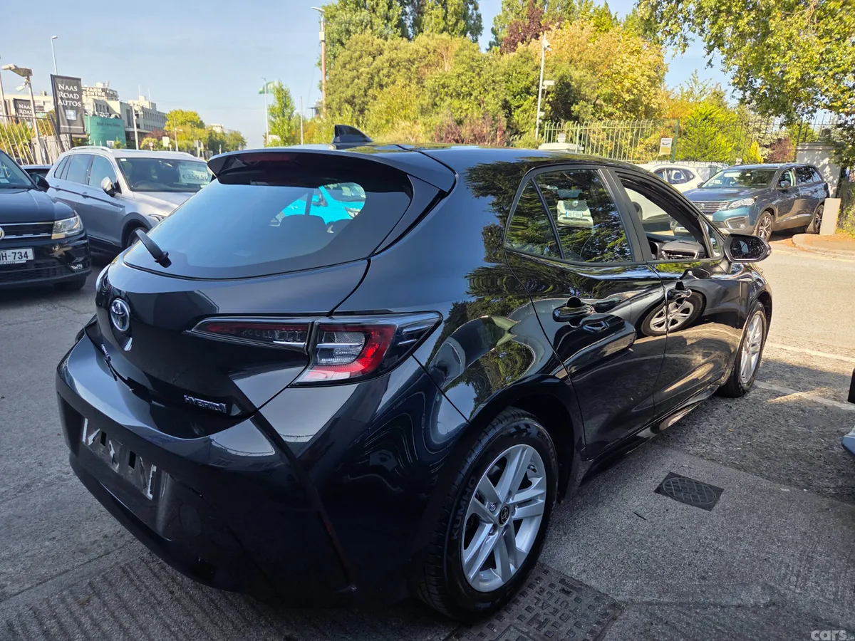 Toyota Corolla Hatchback, Petrol Hybrid, 2022, Black