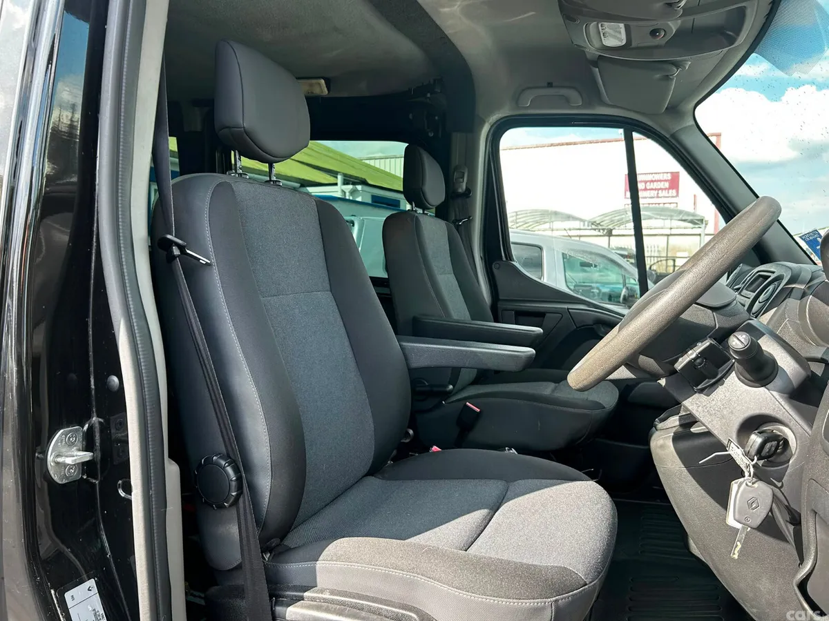 Renault Master MPV, Diesel, 2019, Black