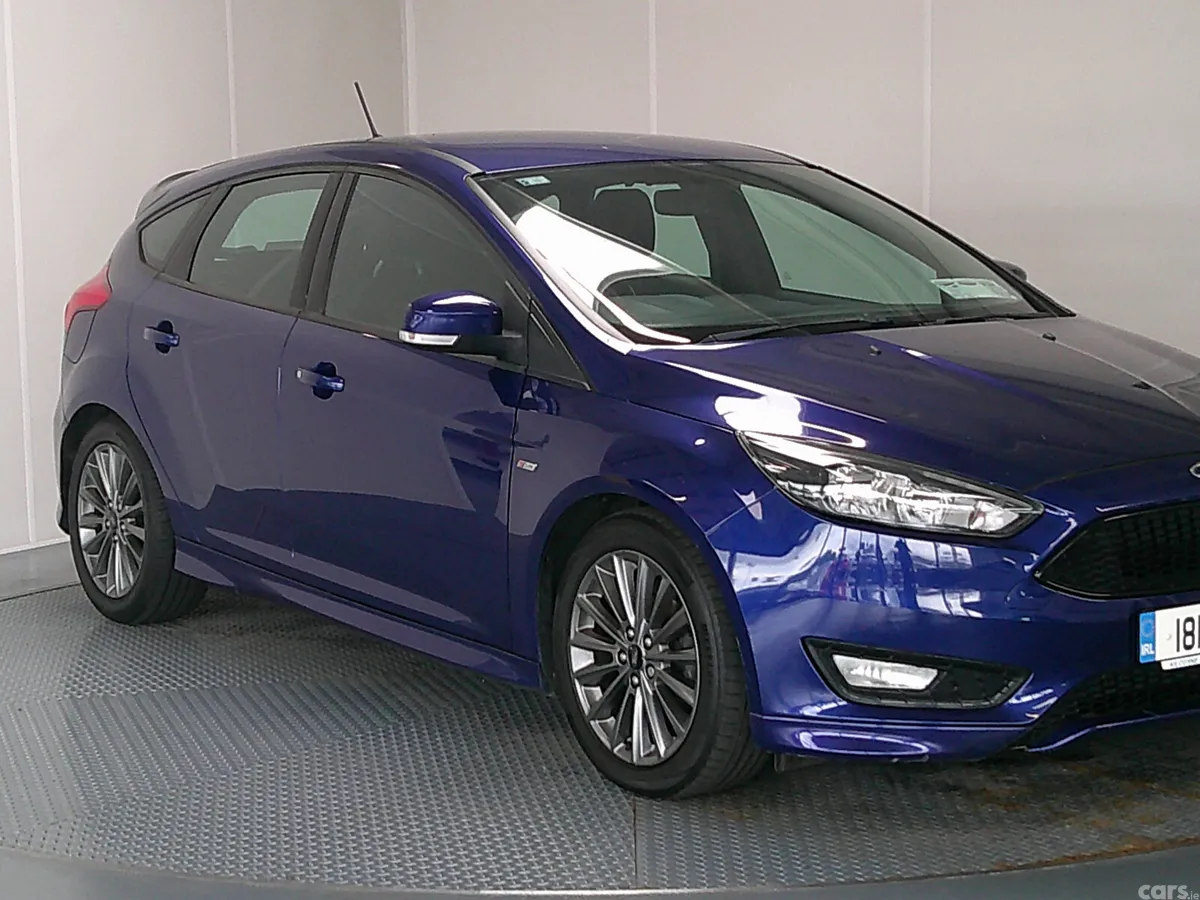 Ford Focus Hatchback, Diesel, 2018, Blue