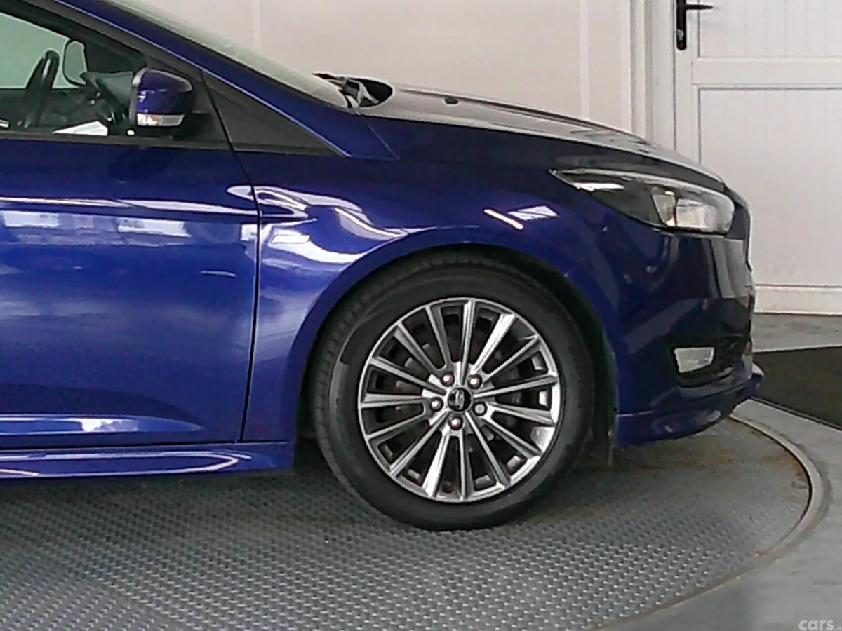 Ford Focus Hatchback, Diesel, 2018, Blue
