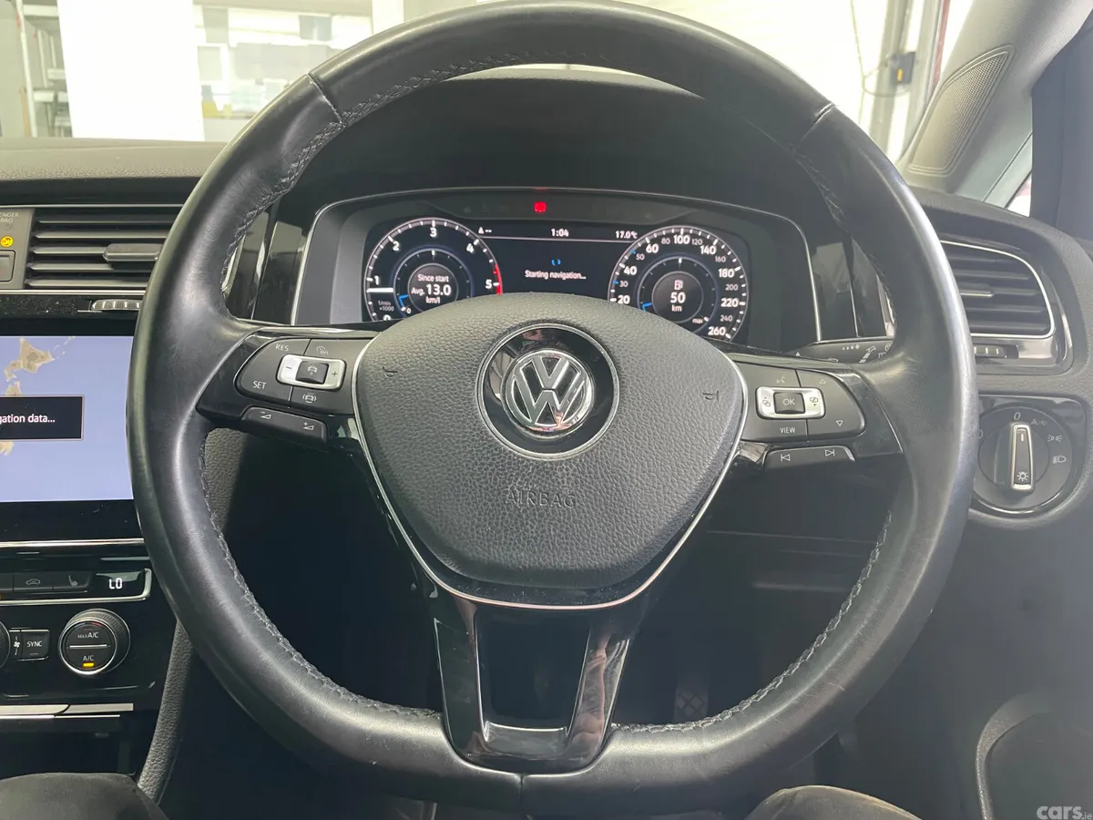Volkswagen Golf Hatchback, Diesel, 2020, White