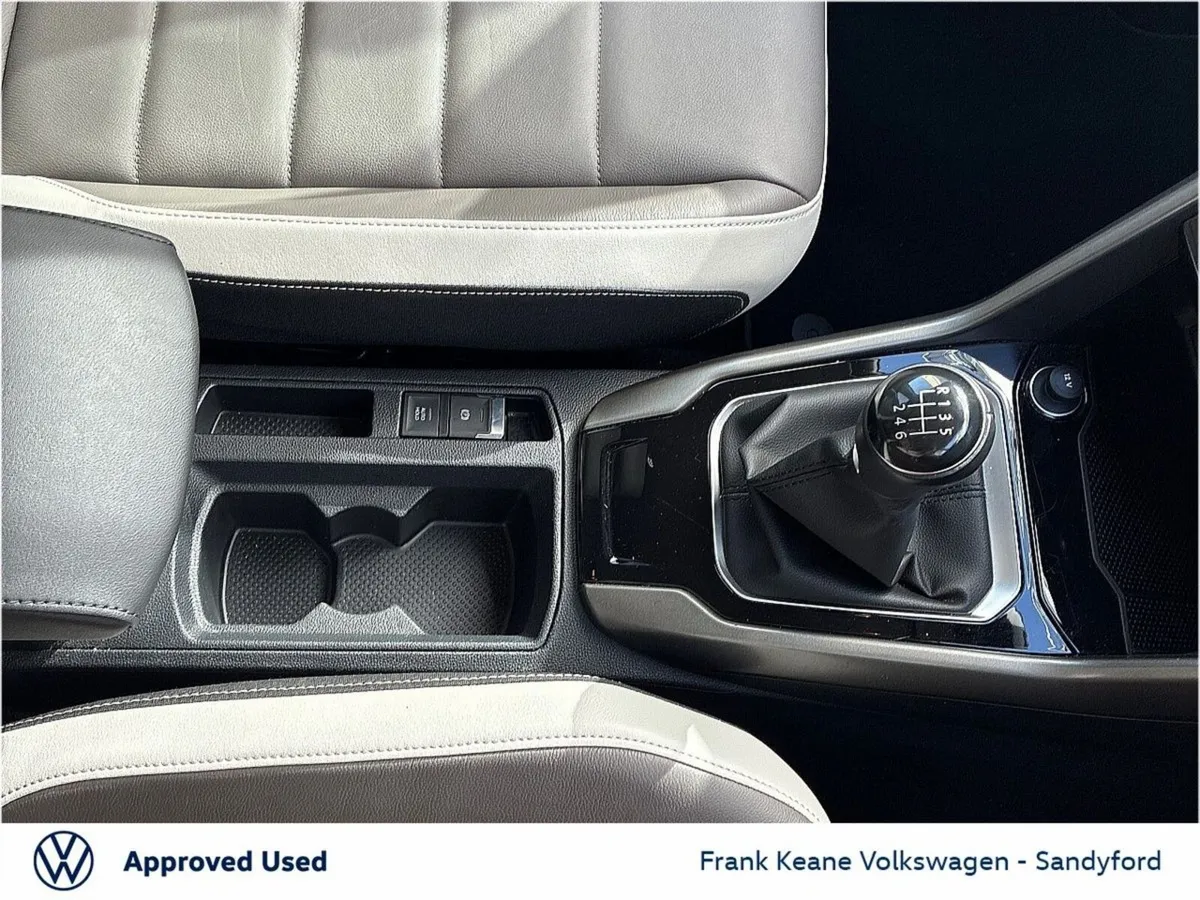 Volkswagen T-Roc SUV, Petrol, 2022, Blue
