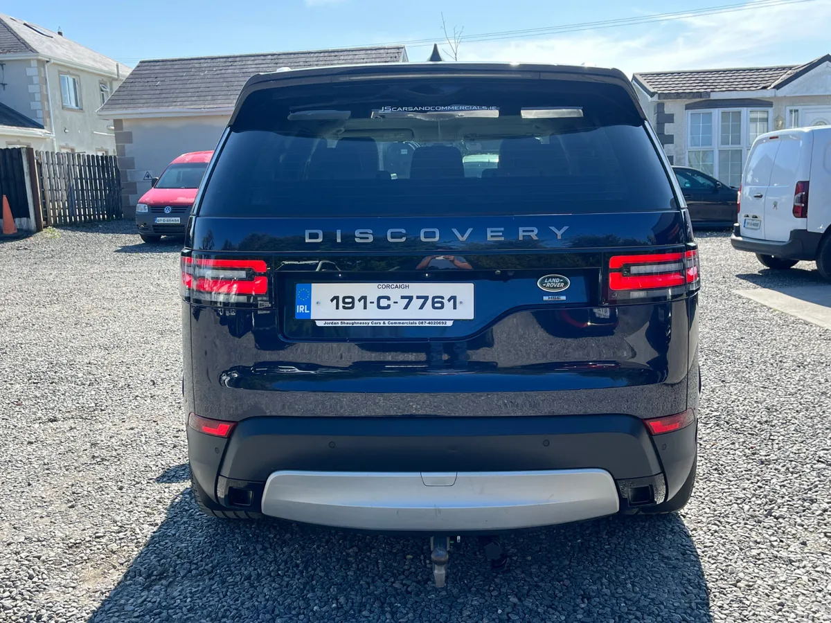 Land Rover Discovery SUV, Diesel, 2019, Blue