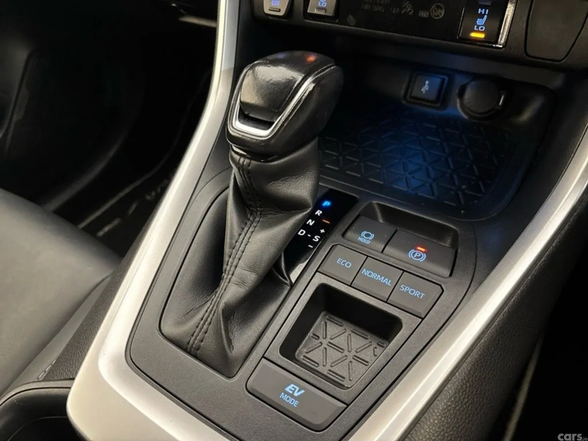 Toyota RAV4 SUV, Petrol Hybrid, 2022, Black