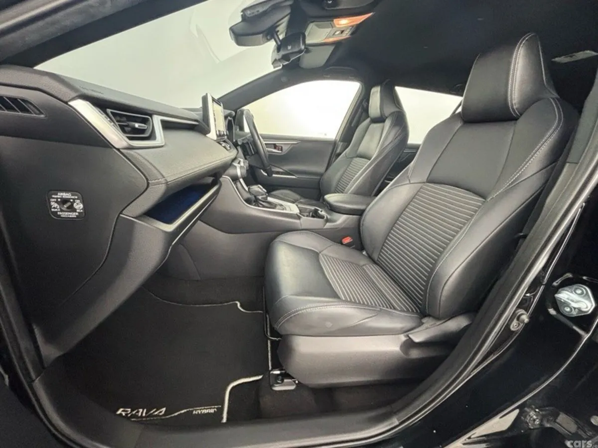 Toyota RAV4 SUV, Petrol Hybrid, 2022, Black