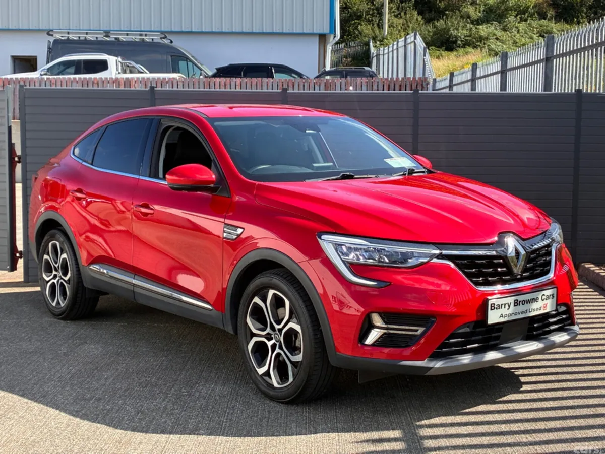 Renault Arkana Coupe, Petrol Hybrid, 2023, Red