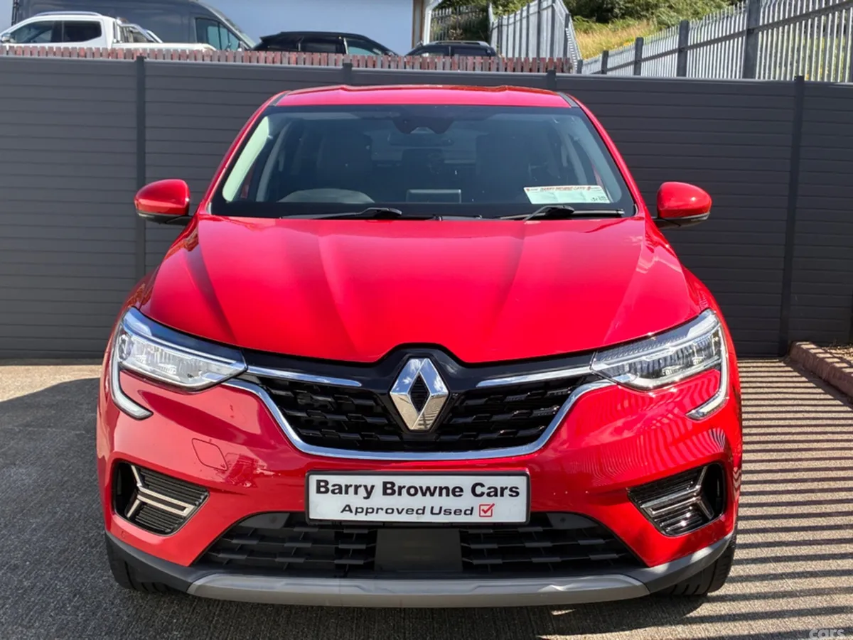Renault Arkana Coupe, Petrol Hybrid, 2023, Red