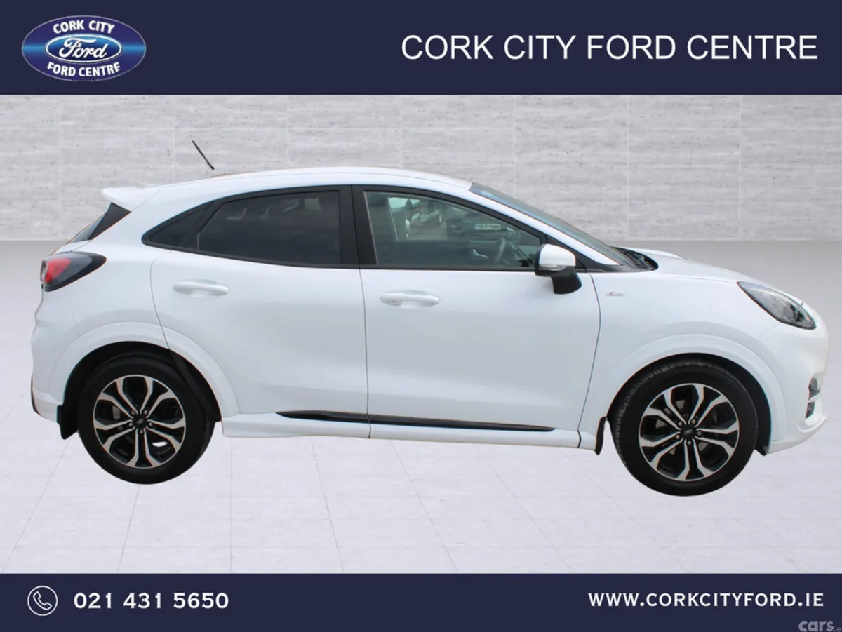 Ford Puma MPV, Petrol, 2022, White