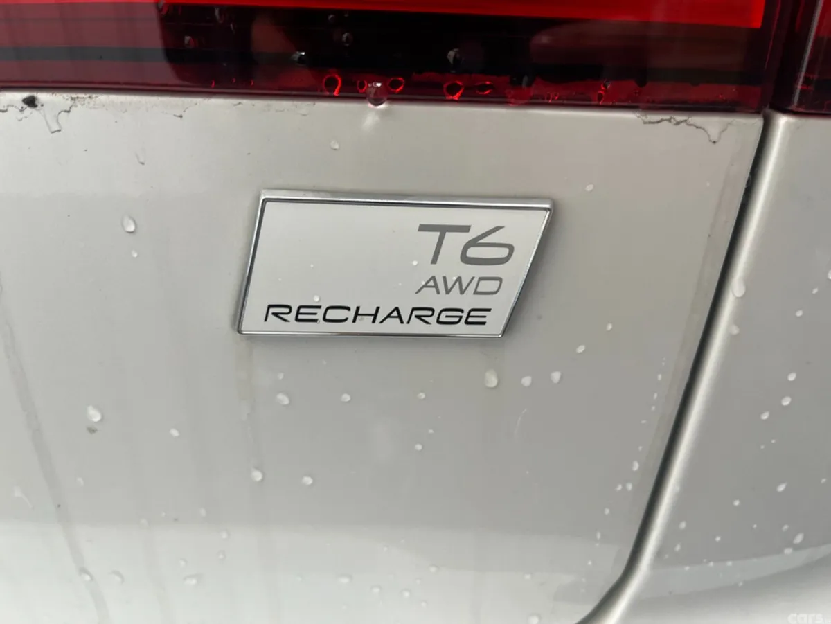 Volvo V60 Estate, Petrol Hybrid, 2023, White