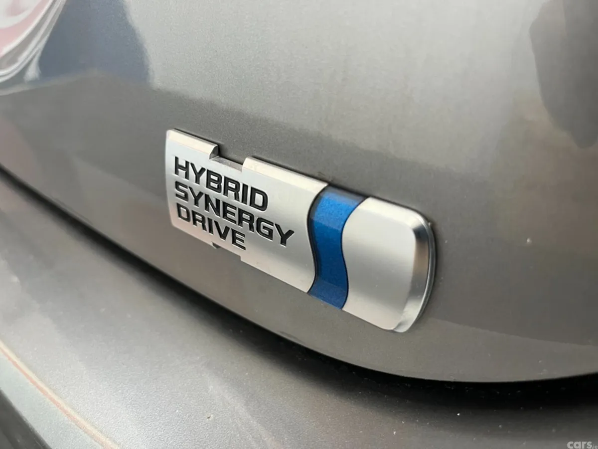 Toyota Camry Saloon, Petrol, 2023, Grey