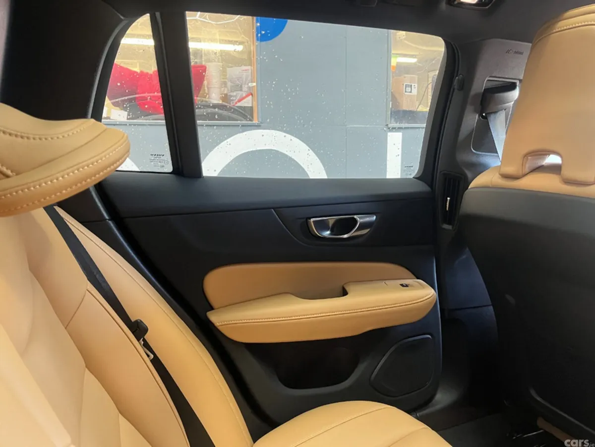 Volvo V60 Estate, Petrol Hybrid, 2023, White