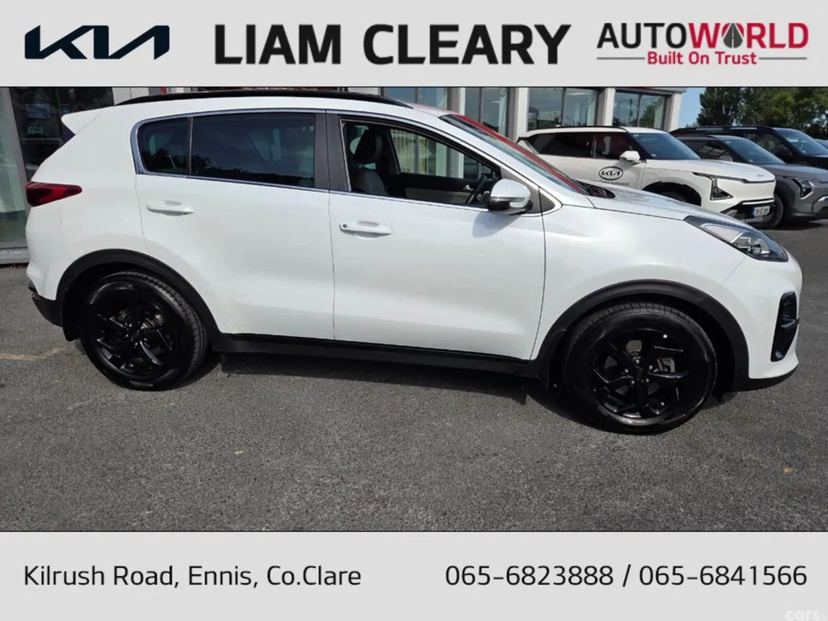 Kia Sportage MPV, Diesel, 2022, White