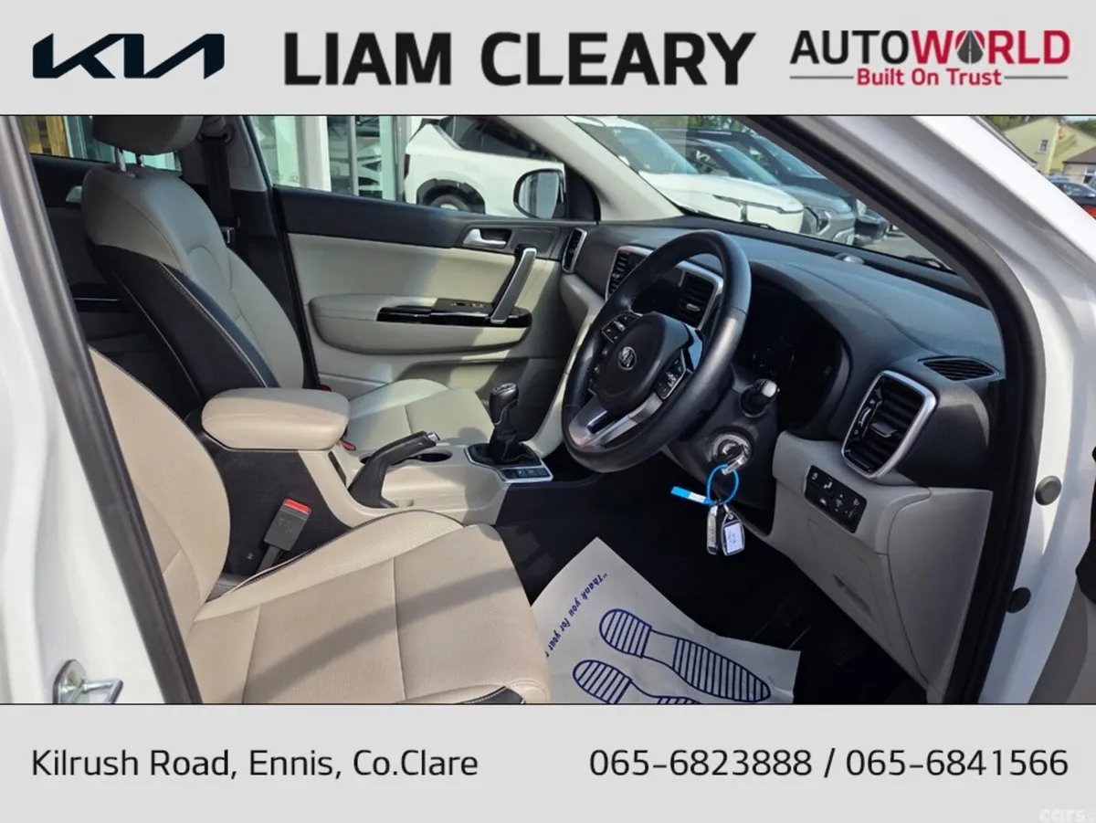 Kia Sportage MPV, Diesel, 2022, White