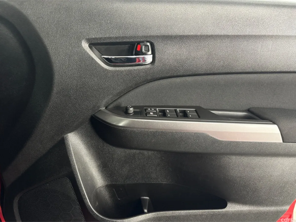 Suzuki Vitara SUV, Petrol Hybrid, 2023, Red