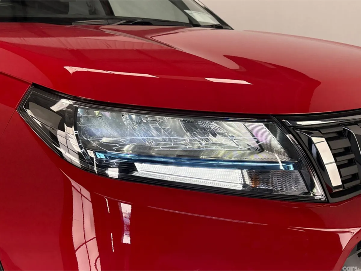 Suzuki Vitara SUV, Petrol Hybrid, 2023, Red