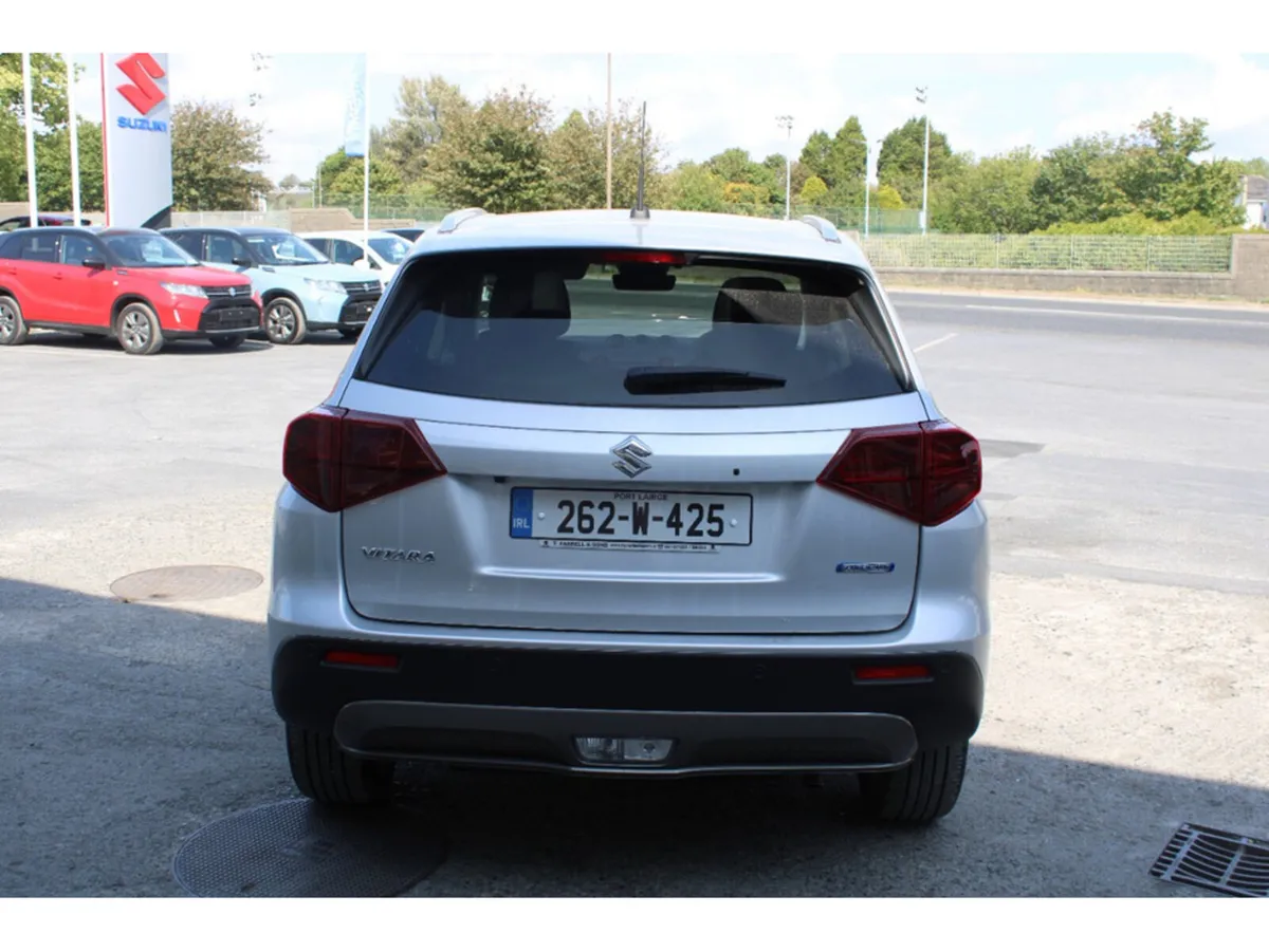 Suzuki Vitara SUV, Petrol Hybrid, 2027, Silver